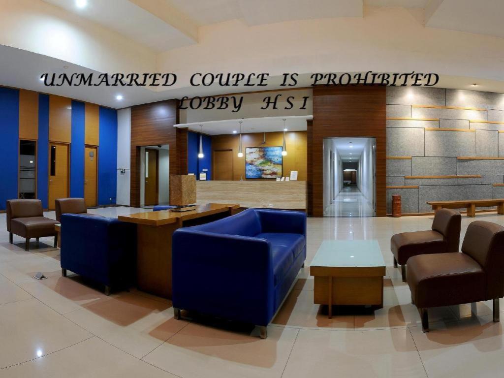 Hotel Senen Indah Syariah Jakarta Buitenkant foto