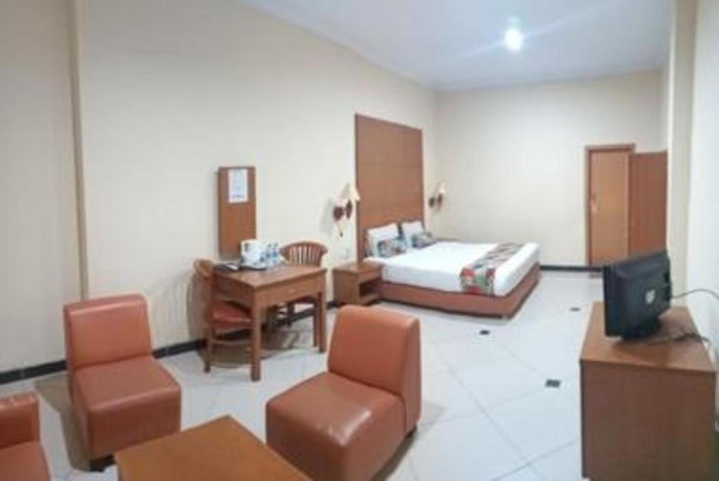 Hotel Senen Indah Syariah Jakarta Buitenkant foto