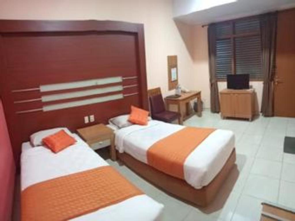 Hotel Senen Indah Syariah Jakarta Buitenkant foto