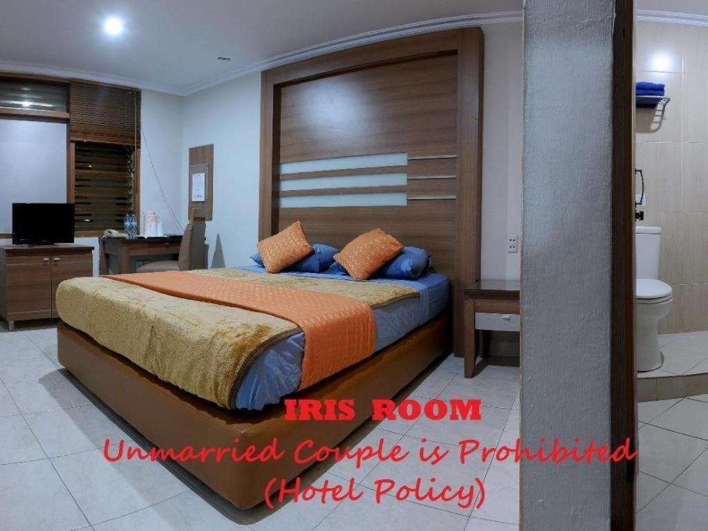 Hotel Senen Indah Syariah Jakarta Buitenkant foto