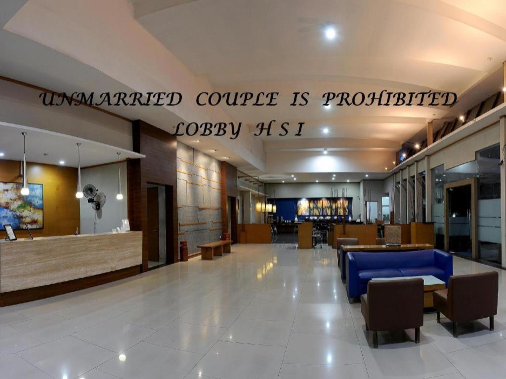 Hotel Senen Indah Syariah Jakarta Buitenkant foto